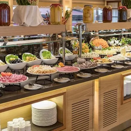 Ξενοδοχείο Alrazi 3*